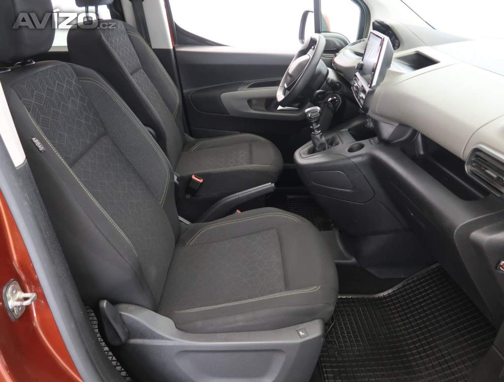 Foto inzerátu Peugeot Rifter 1.2 PureTech