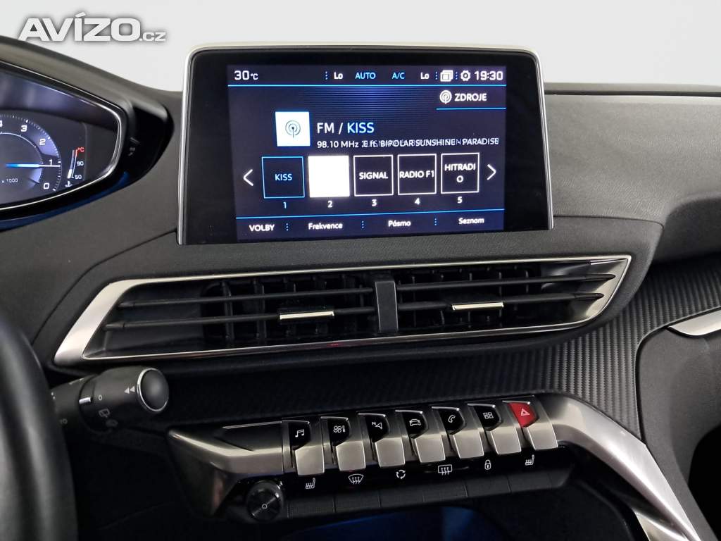 Foto inzerátu Peugeot 5008 PureTech 130