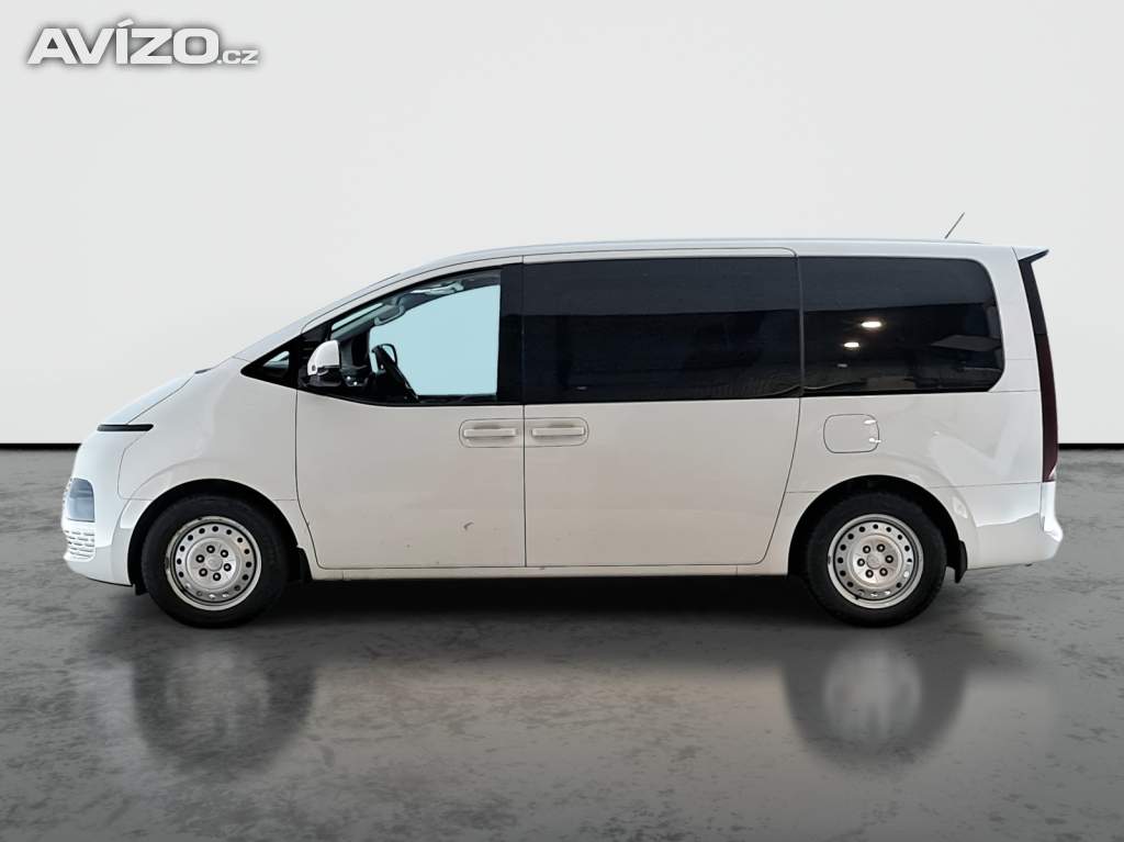 Foto inzerátu Hyundai Staria 2.2 CRDi
