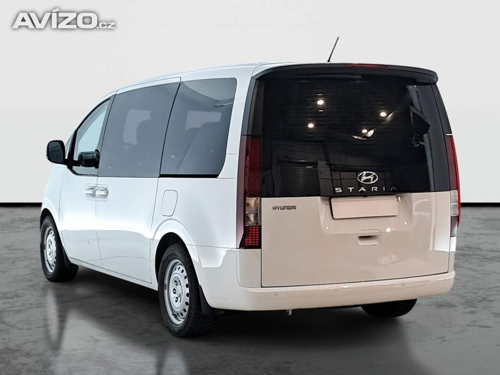 Foto inzerátu Hyundai Staria 2.2 CRDi