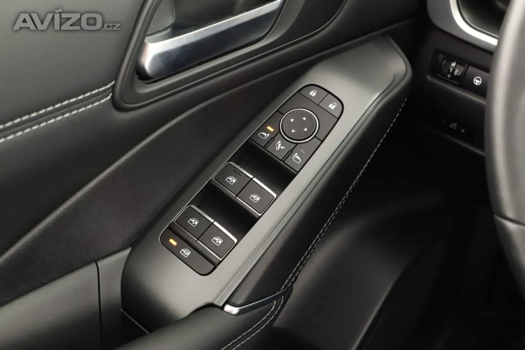 Foto inzerátu Nissan Qashqai 1.3 DIG-T MHEV