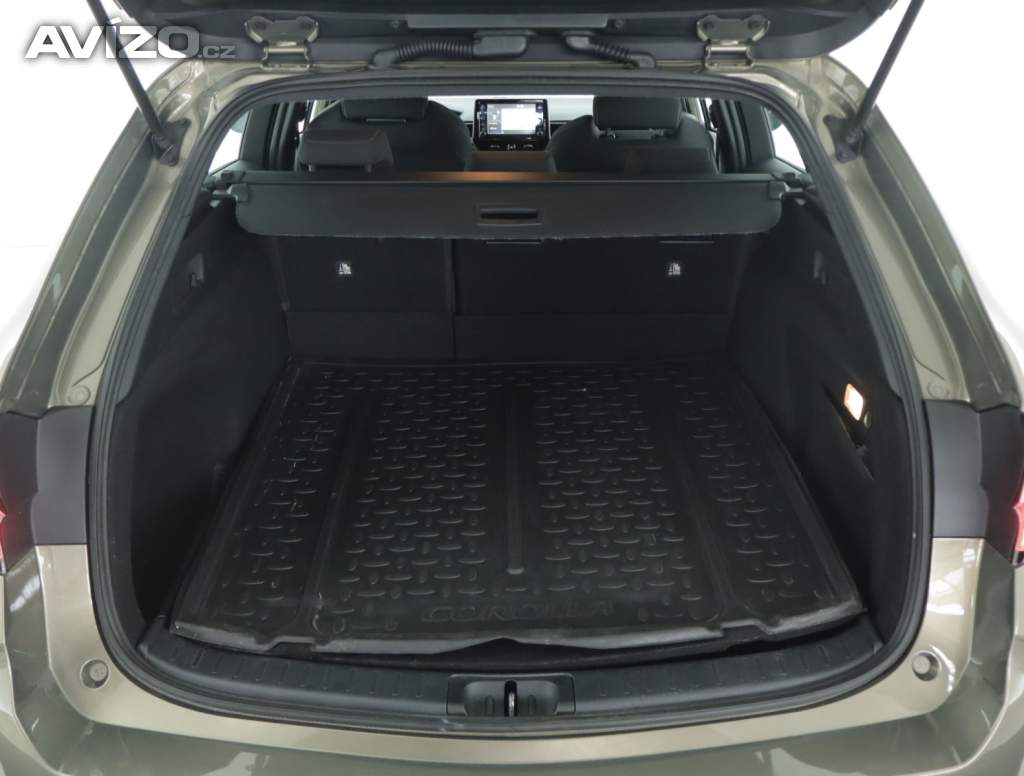 Foto inzerátu Toyota Corolla 2.0 Hybrid