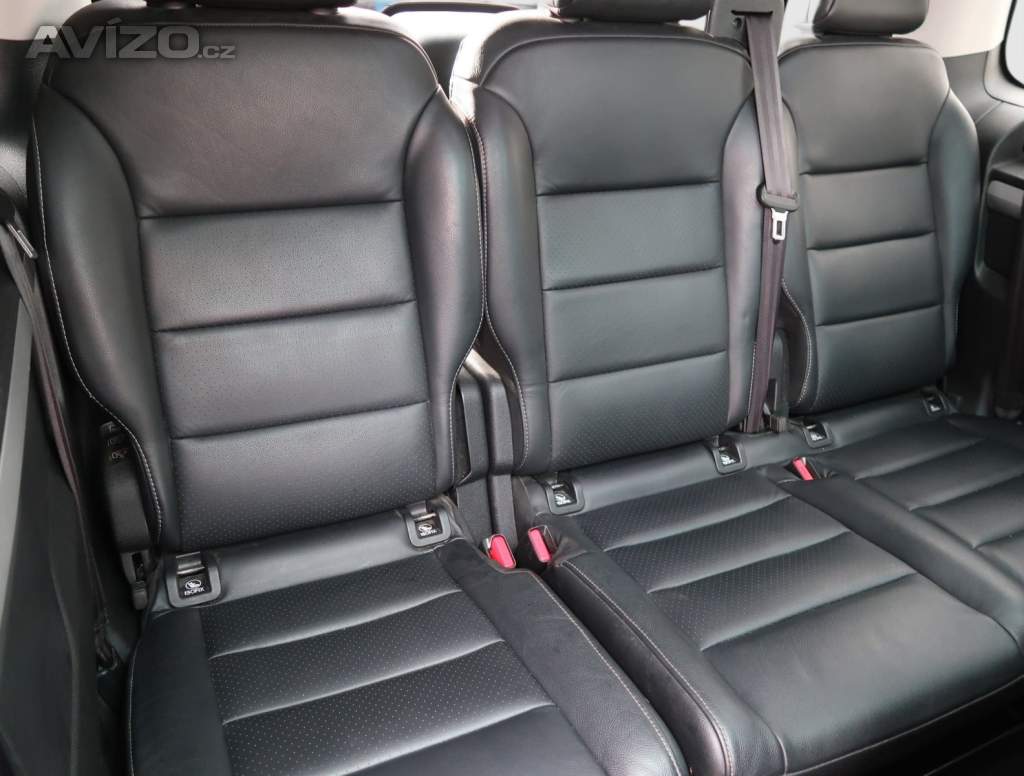 Foto inzerátu Peugeot Traveller 2.0 BlueHDi