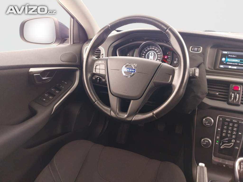 Foto inzerátu Volvo V40 2.0 D4