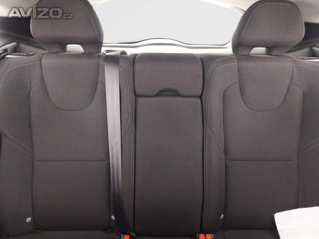 Foto inzerátu Volvo V40 2.0 D4