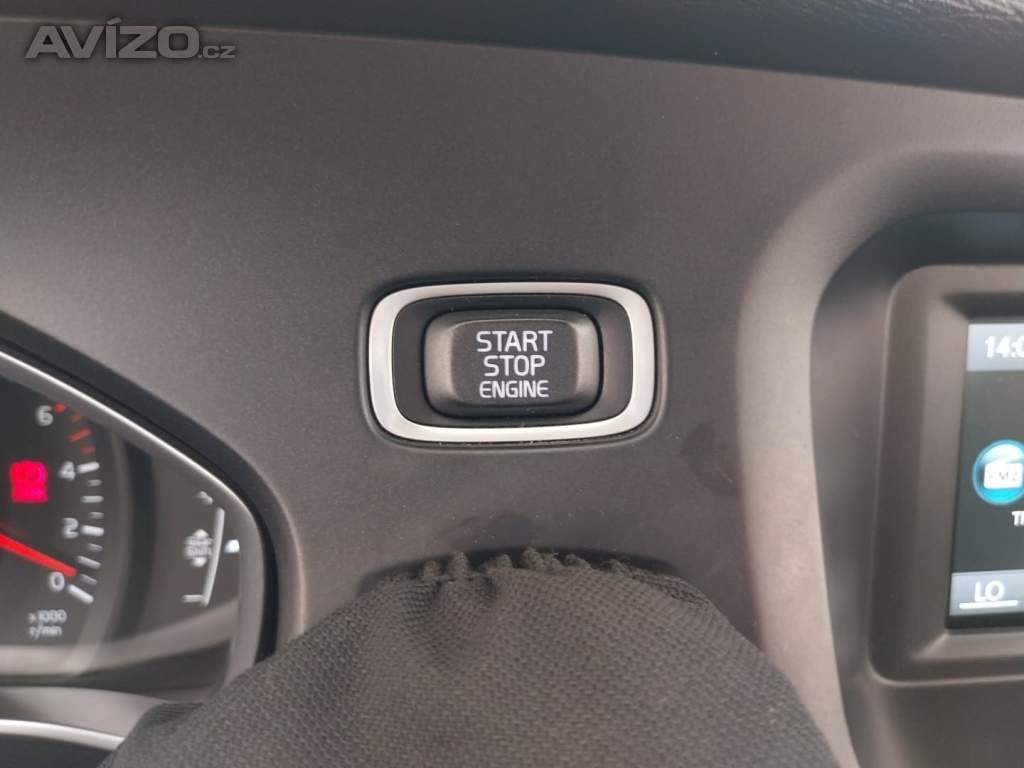 Foto inzerátu Volvo V40 2.0 D4