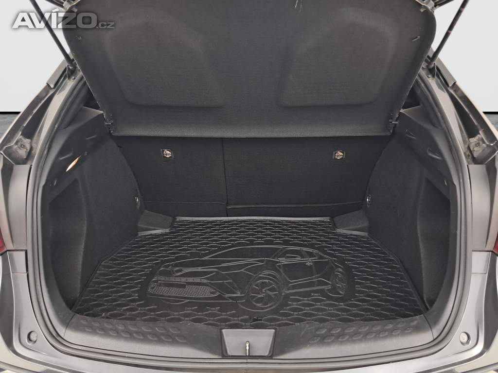Foto inzerátu Toyota C-HR 1.8 Hybrid