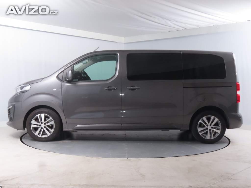 Foto inzerátu Peugeot Traveller 2.0 BlueHDi