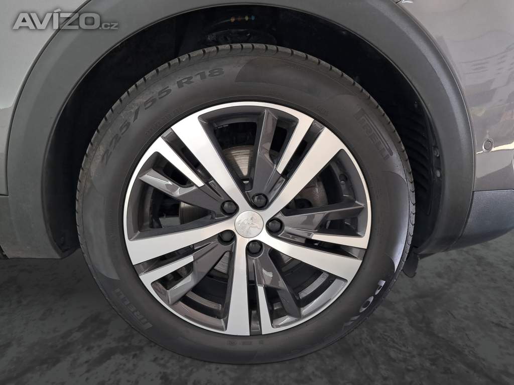 Foto inzerátu Peugeot 3008 1.2 PureTech