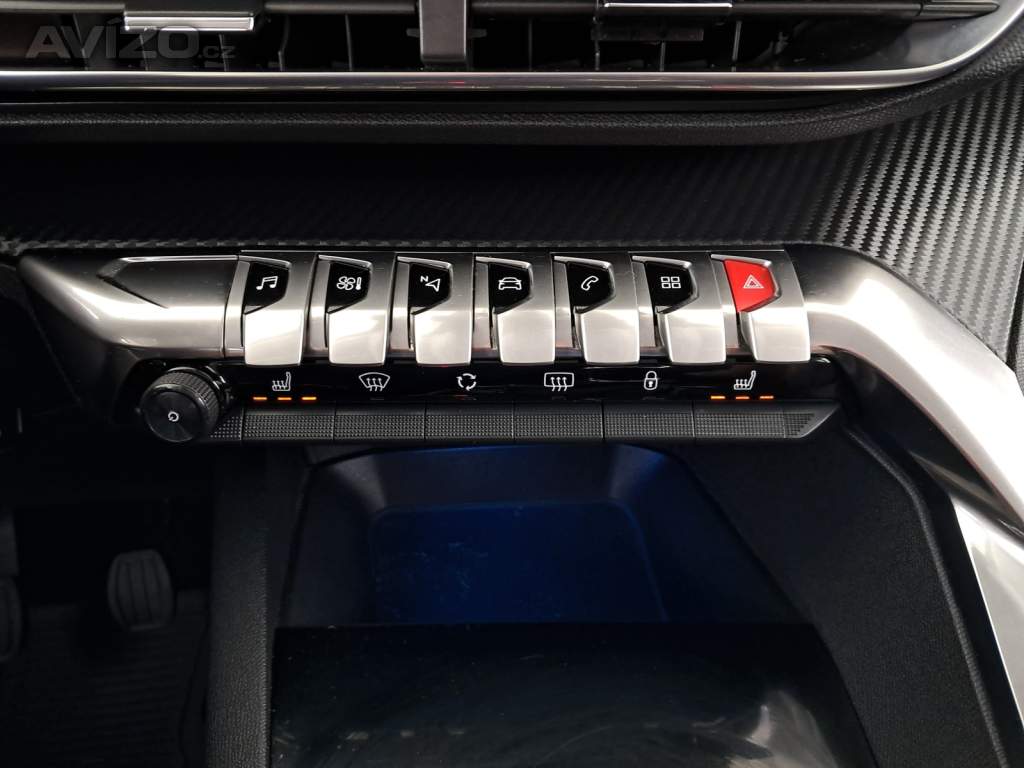 Foto inzerátu Peugeot 3008 1.2 PureTech