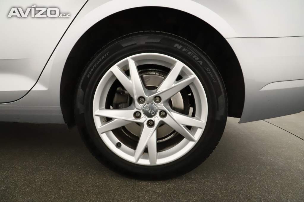 Foto inzerátu Audi A4 2.0 TDI