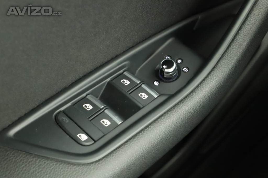 Foto inzerátu Audi A4 2.0 TDI