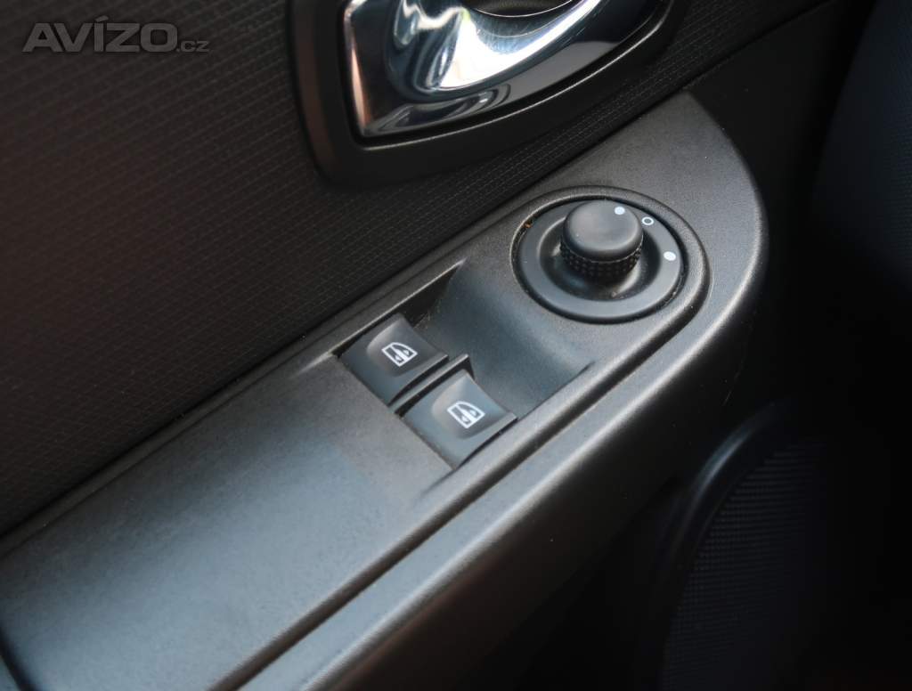 Foto inzerátu Renault Clio 1.2 16V