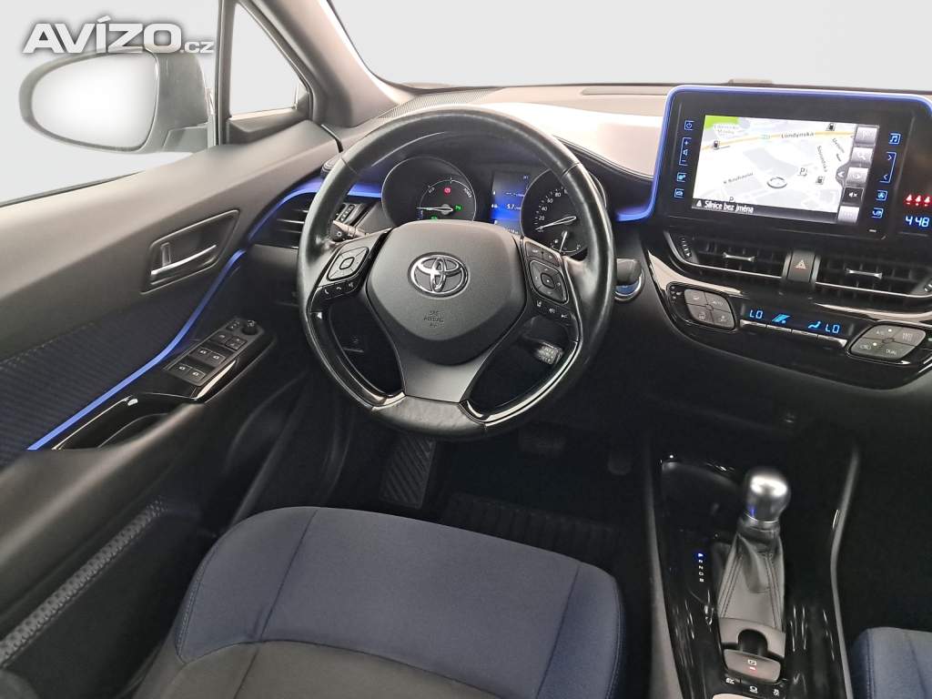 Foto inzerátu Toyota C-HR 1.8 Hybrid