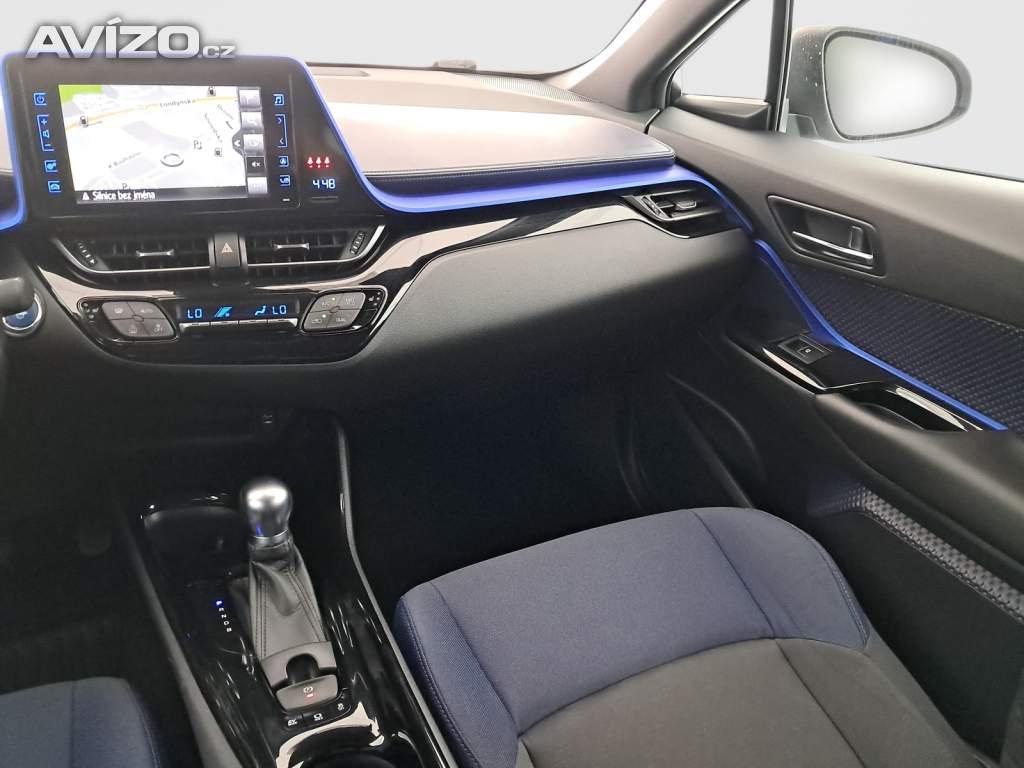 Foto inzerátu Toyota C-HR 1.8 Hybrid