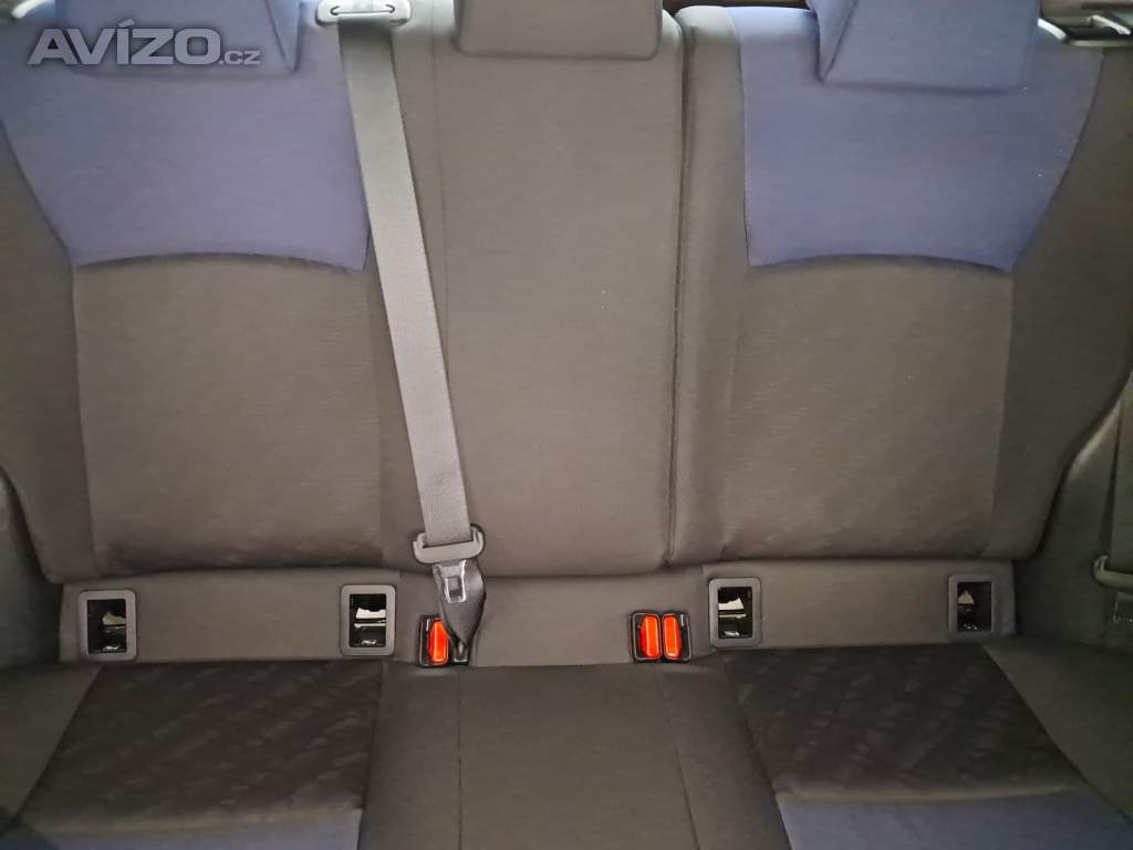 Foto inzerátu Toyota C-HR 1.8 Hybrid