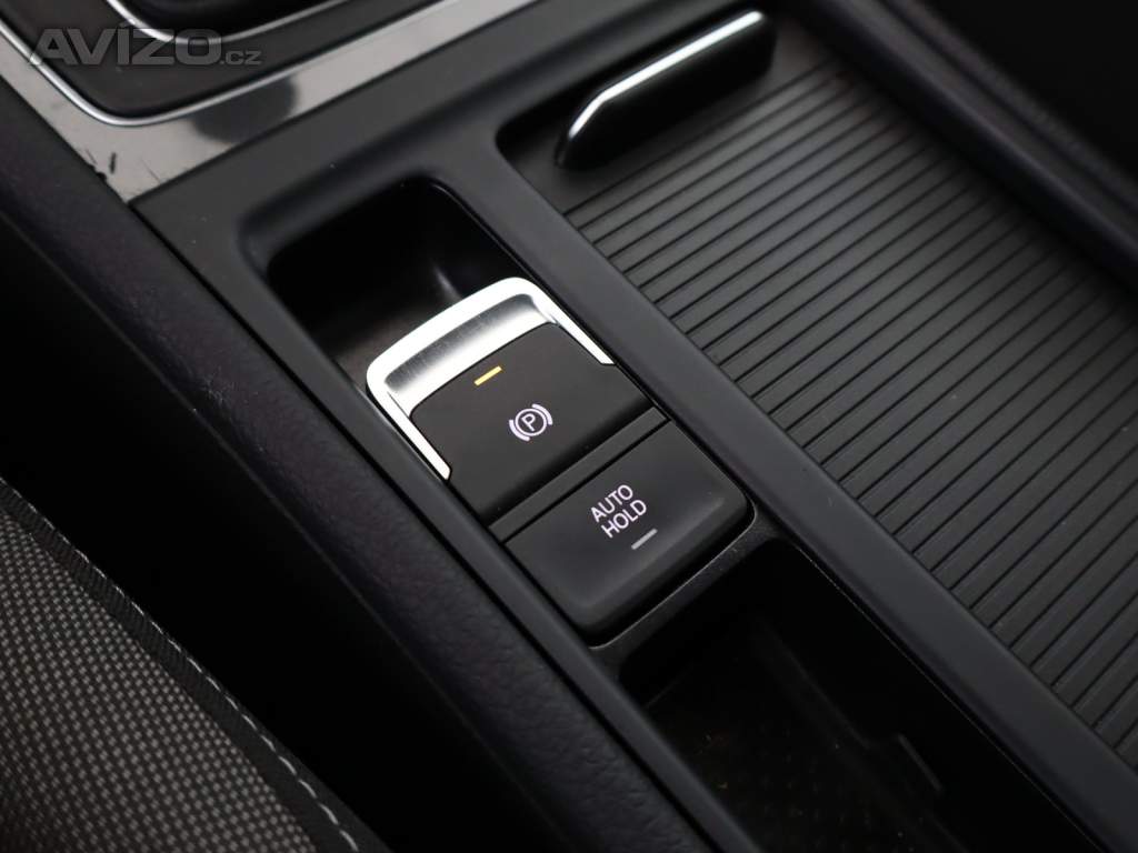Foto inzerátu VW Golf 1.0 TSI