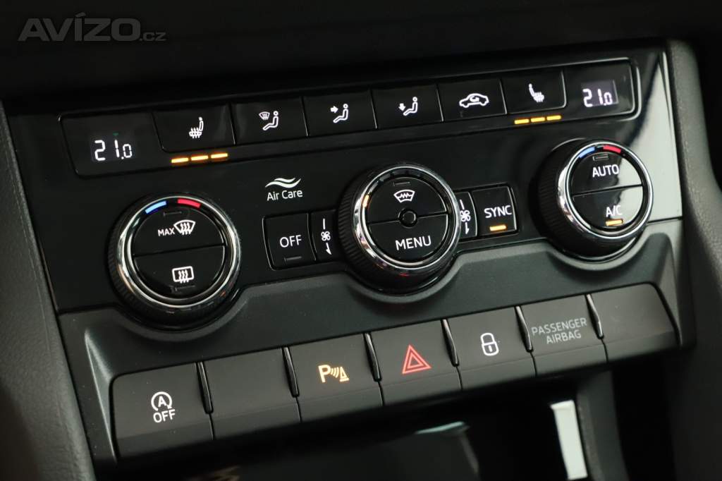 Foto inzerátu Skoda Karoq 1.0 TSI