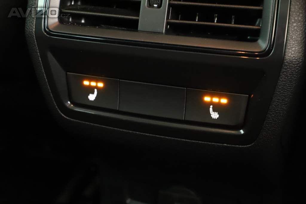 Foto inzerátu Skoda Karoq 1.0 TSI