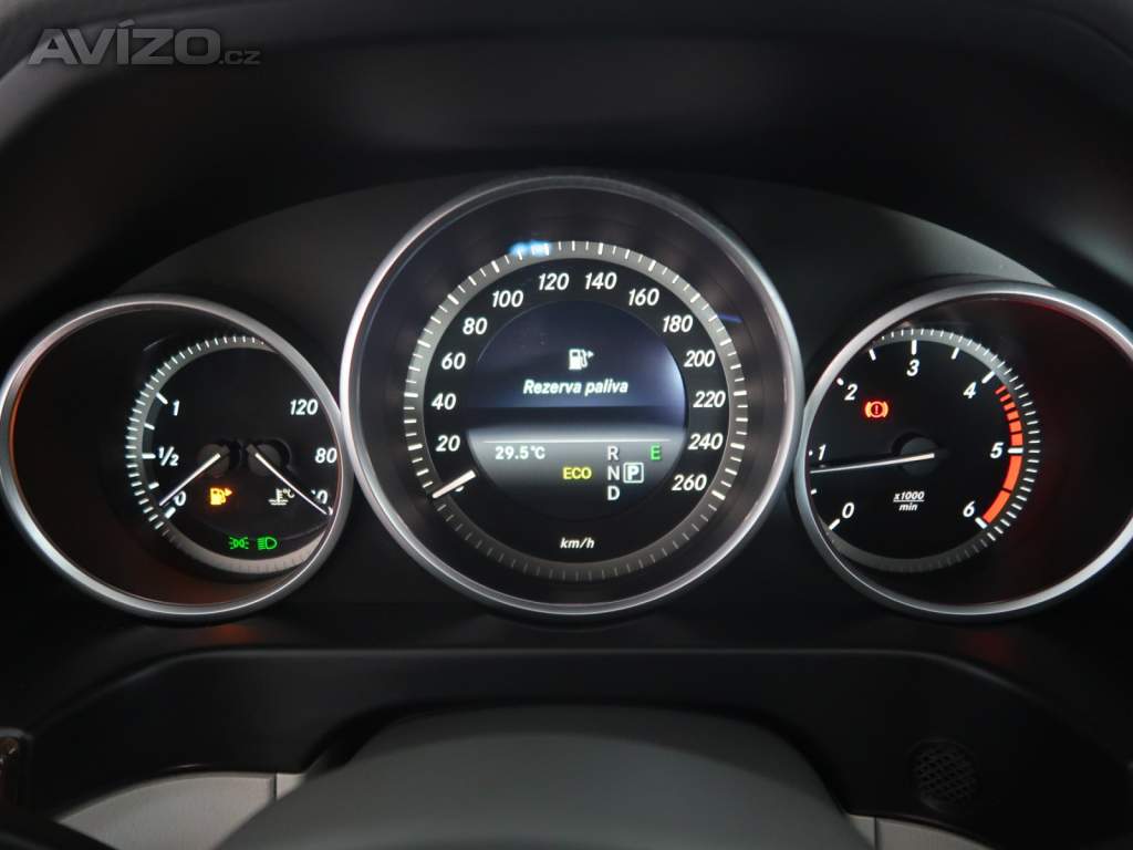 Foto inzerátu Mercedes E E 220 BlueTEC