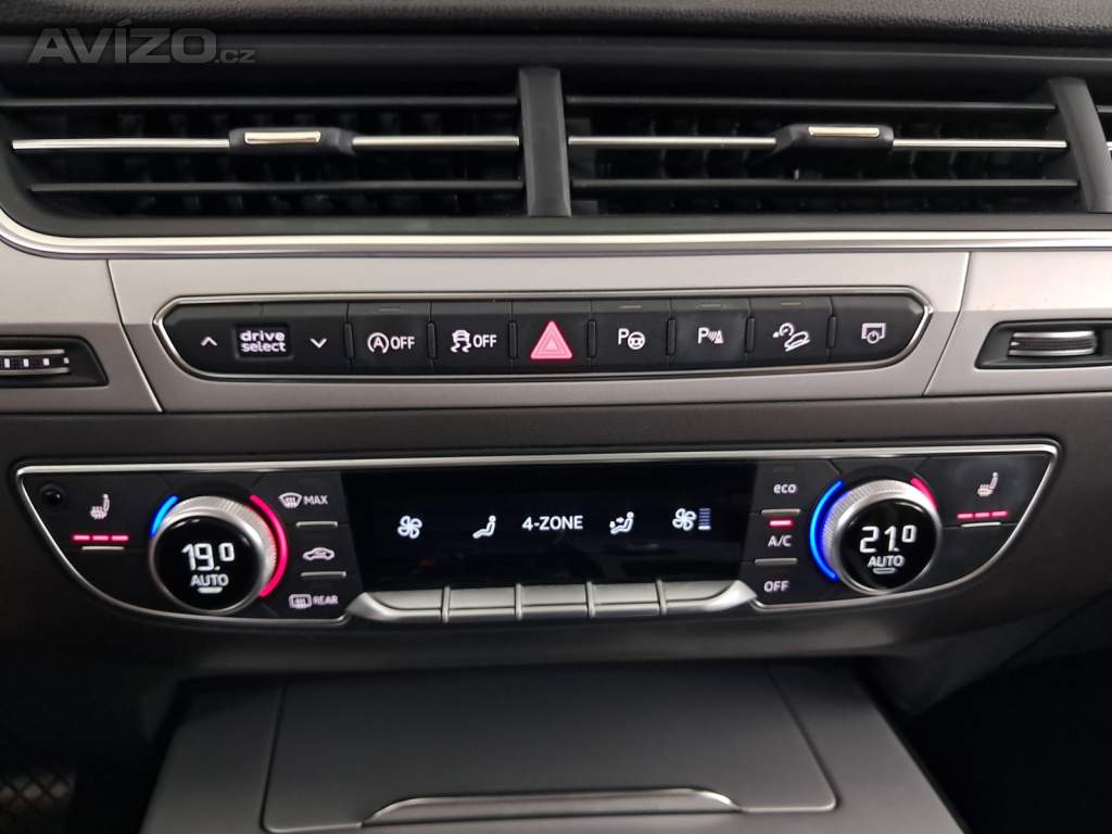 Foto inzerátu Audi Q7 45 TDI