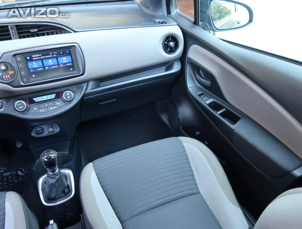 Foto inzerátu Toyota Yaris 1.5 Dual VVT-i