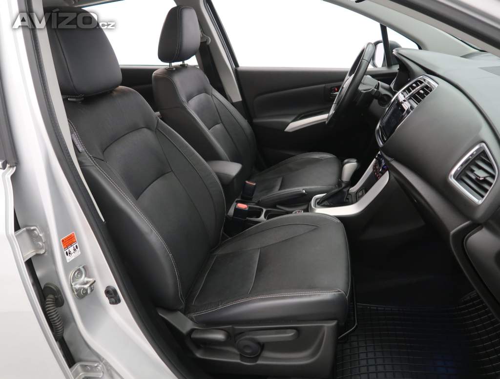 Foto inzerátu Suzuki SX4 S-Cross 1.4 BoosterJet