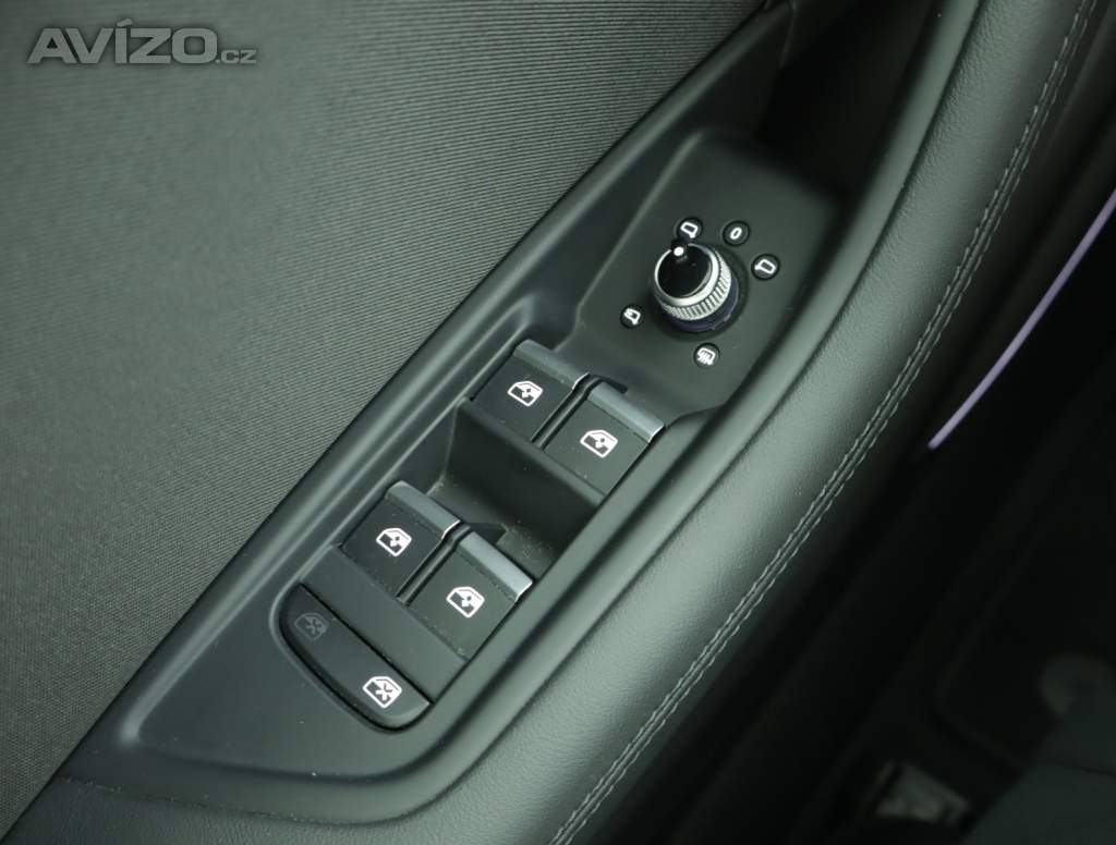 Foto inzerátu Audi A4 2.0 TDI