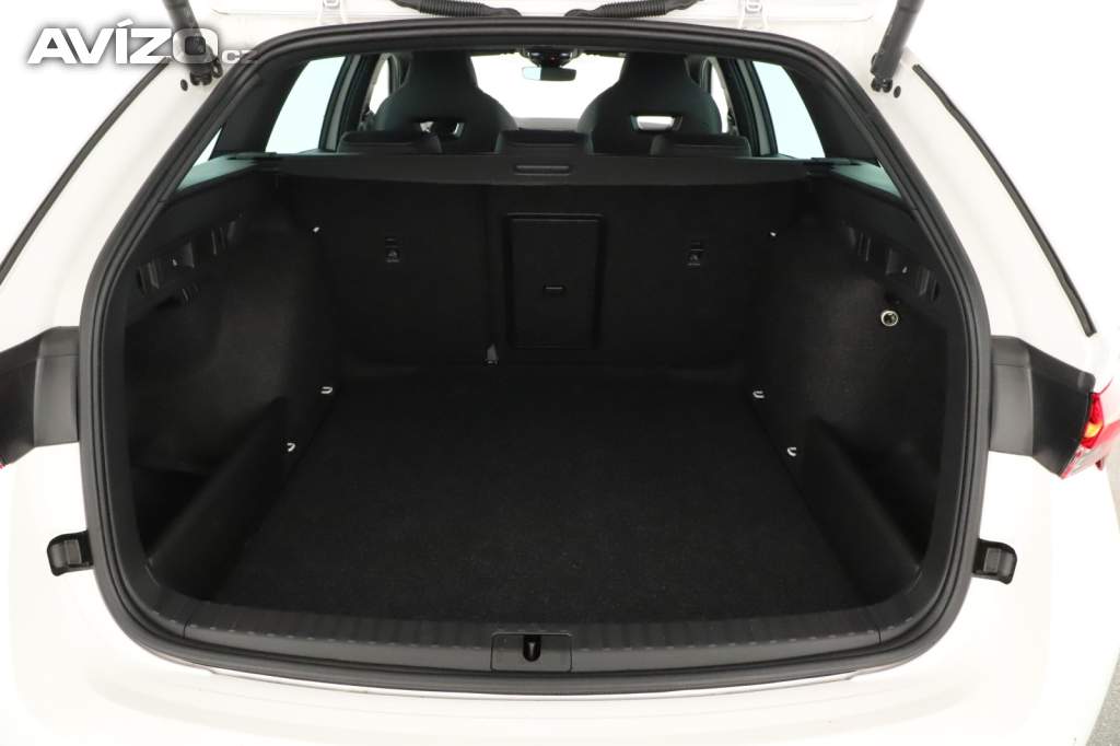Foto inzerátu Skoda Octavia 1.5 eTSI mHEV