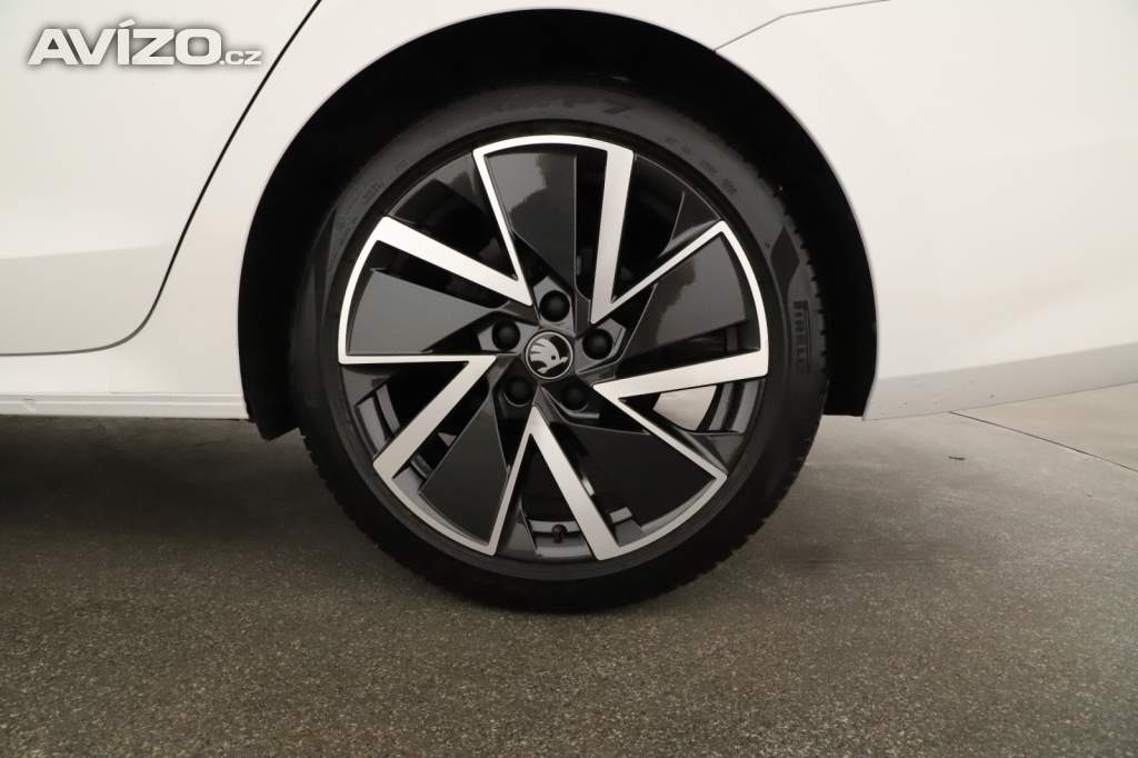 Foto inzerátu Skoda Octavia 1.5 eTSI mHEV