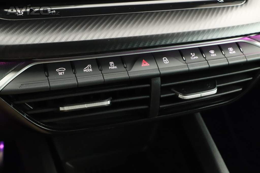 Foto inzerátu Skoda Octavia 1.5 eTSI mHEV