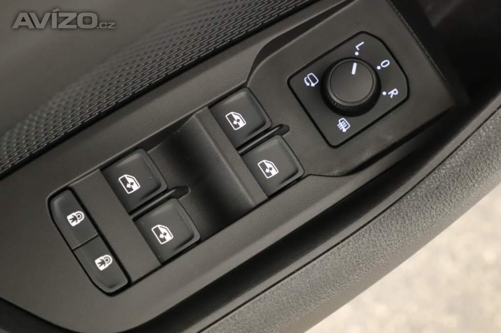 Foto inzerátu Skoda Octavia 1.5 eTSI mHEV