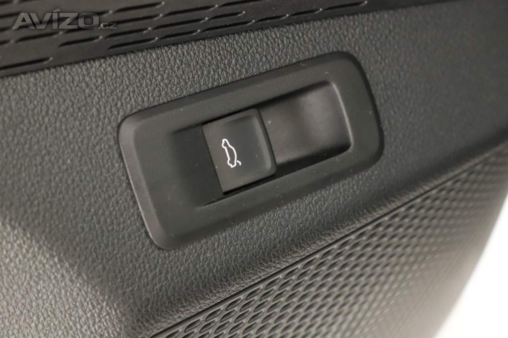 Foto inzerátu Skoda Octavia 1.5 eTSI mHEV