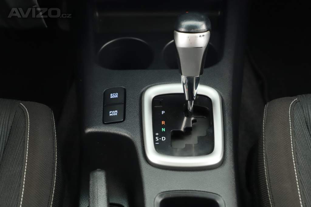 Foto inzerátu Toyota Hilux 2.4 D-4D
