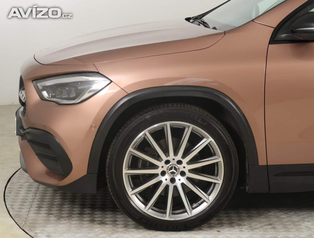 Foto inzerátu Mercedes GLA GLA 220 d 4MATIC