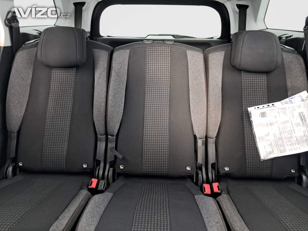 Foto inzerátu Peugeot 5008 PureTech 130