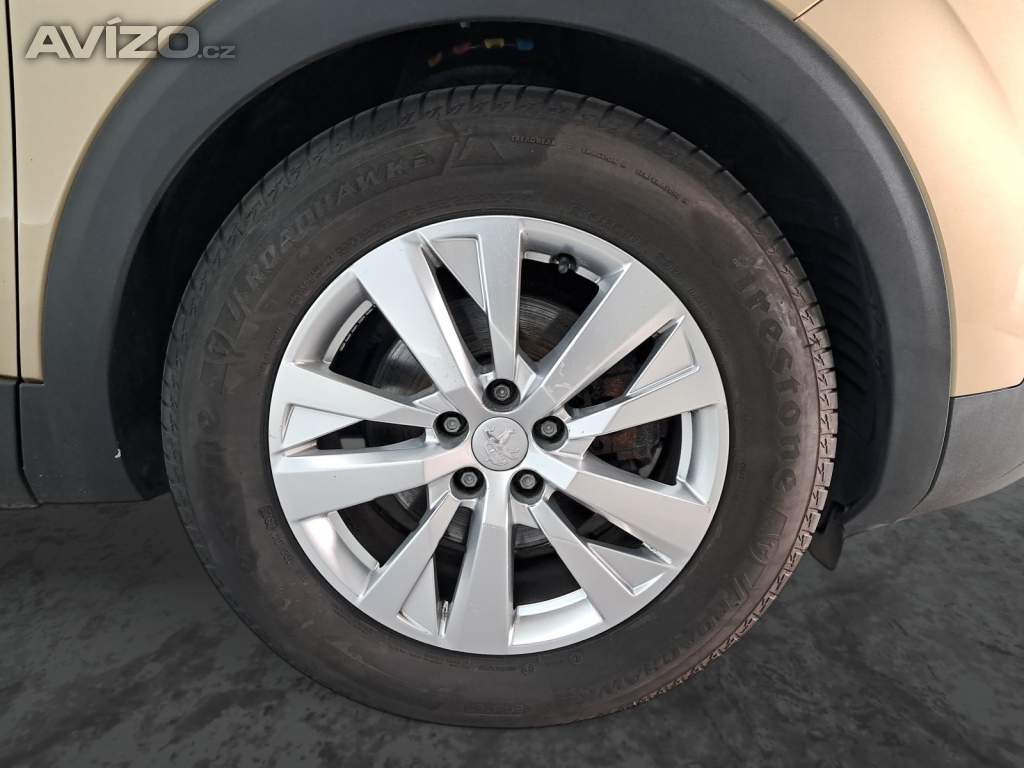 Foto inzerátu Peugeot 5008 PureTech 130