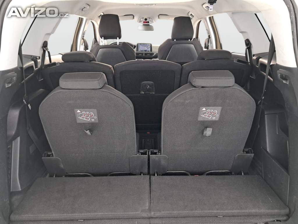 Foto inzerátu Peugeot 5008 PureTech 130