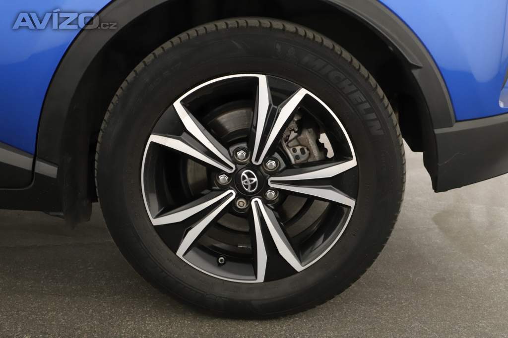 Foto inzerátu Toyota C-HR 1.8 Hybrid