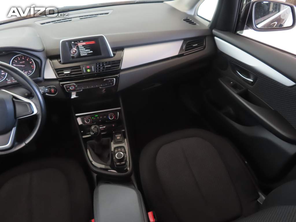 Foto inzerátu BMW 2 Active Tourer 218i Active Tourer