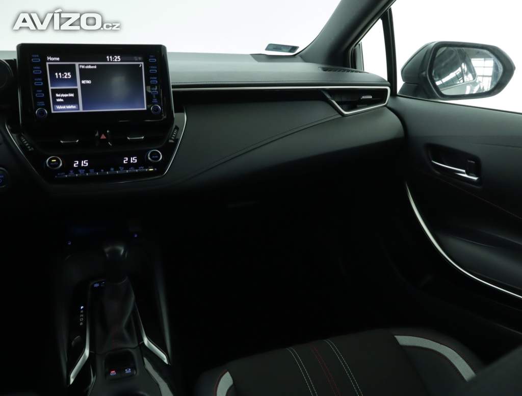 Foto inzerátu Toyota Corolla 1.8 Hybrid