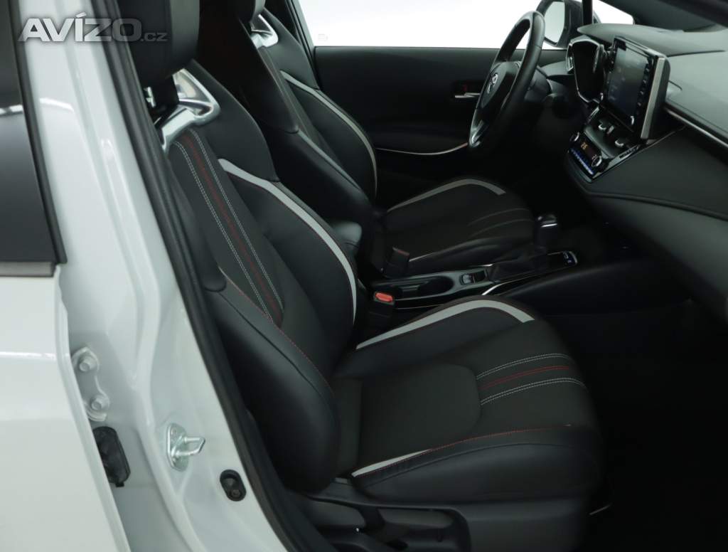 Foto inzerátu Toyota Corolla 1.8 Hybrid