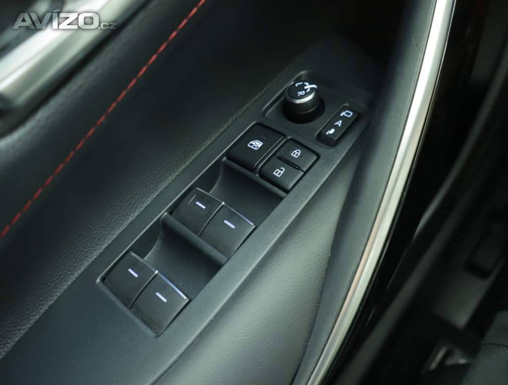 Foto inzerátu Toyota Corolla 1.8 Hybrid