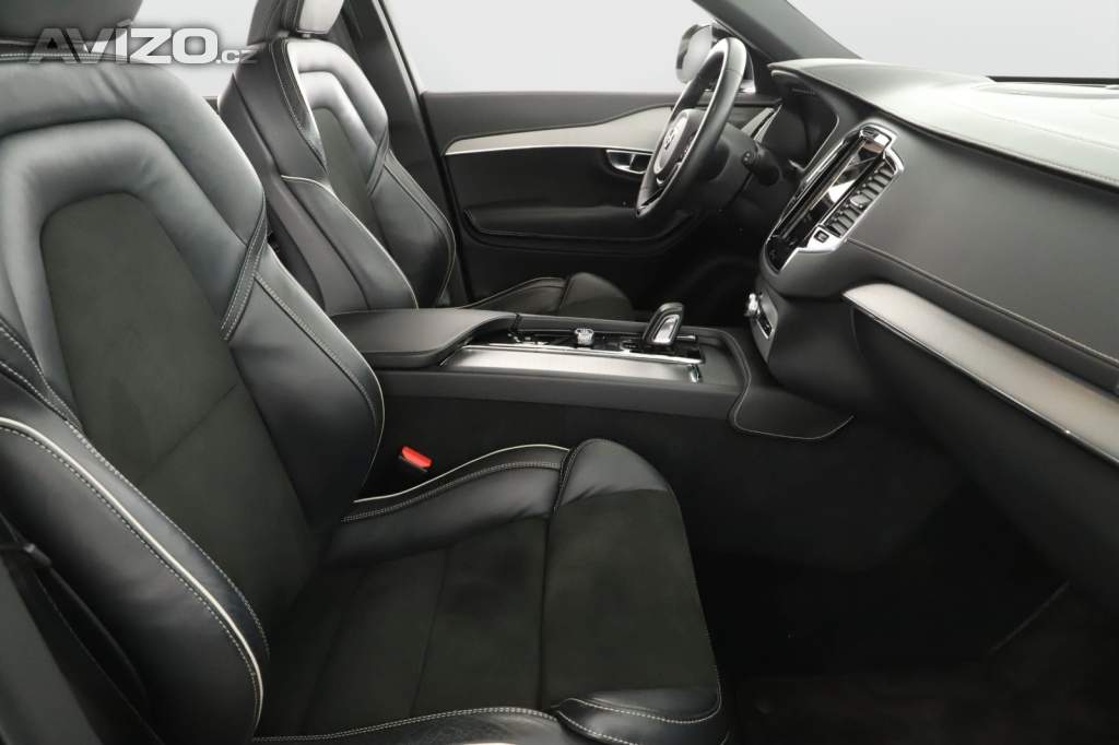 Foto inzerátu Volvo XC90 B5 AWD