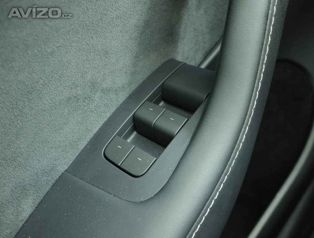 Foto inzerátu Tesla Model Y RWD LFP 60kWh