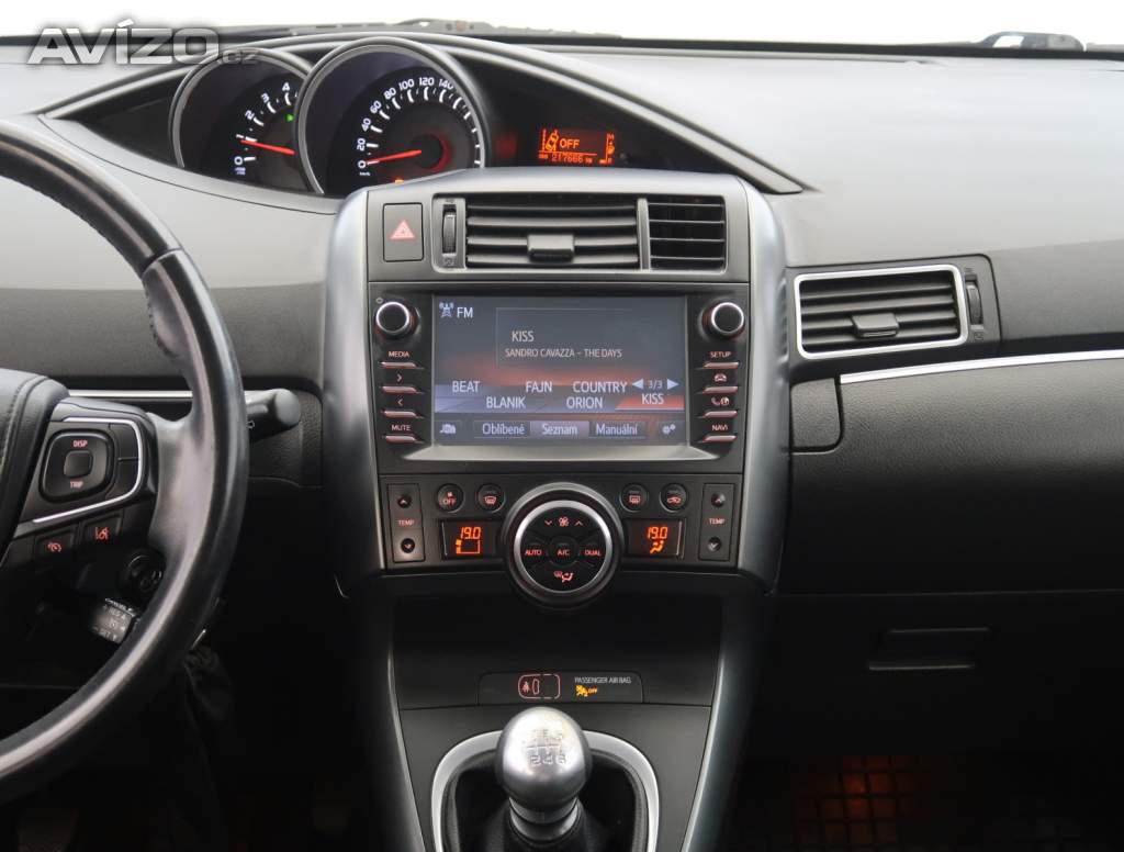 Foto inzerátu Toyota Verso 1.6 D-4D