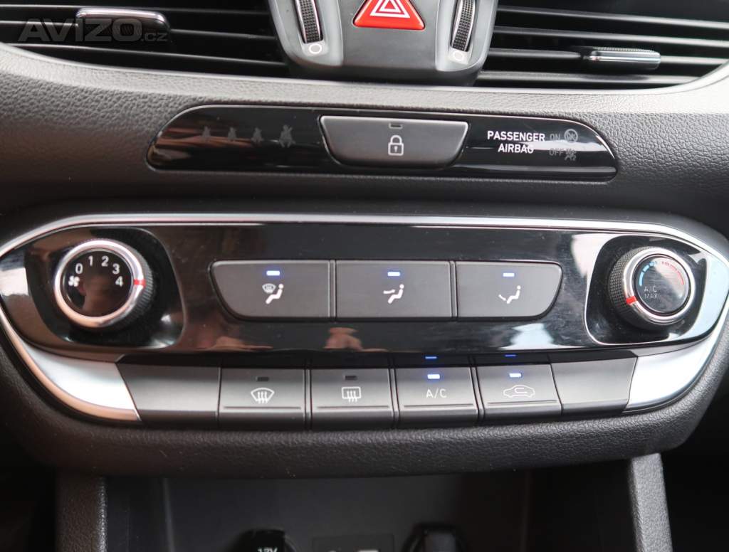 Foto inzerátu Hyundai i30 1.0 T-GDI