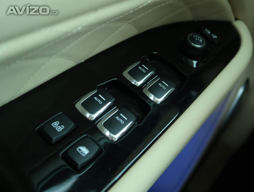 Foto inzerátu SsangYong Rexton 2.2 Diesel