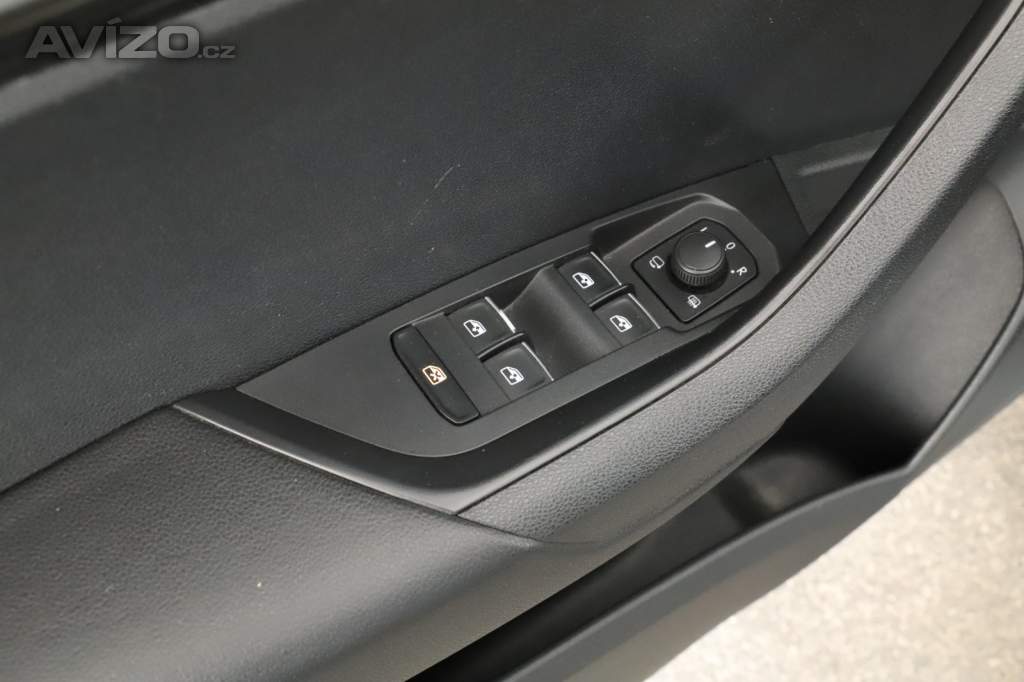 Foto inzerátu Skoda Karoq 2.0 TDI