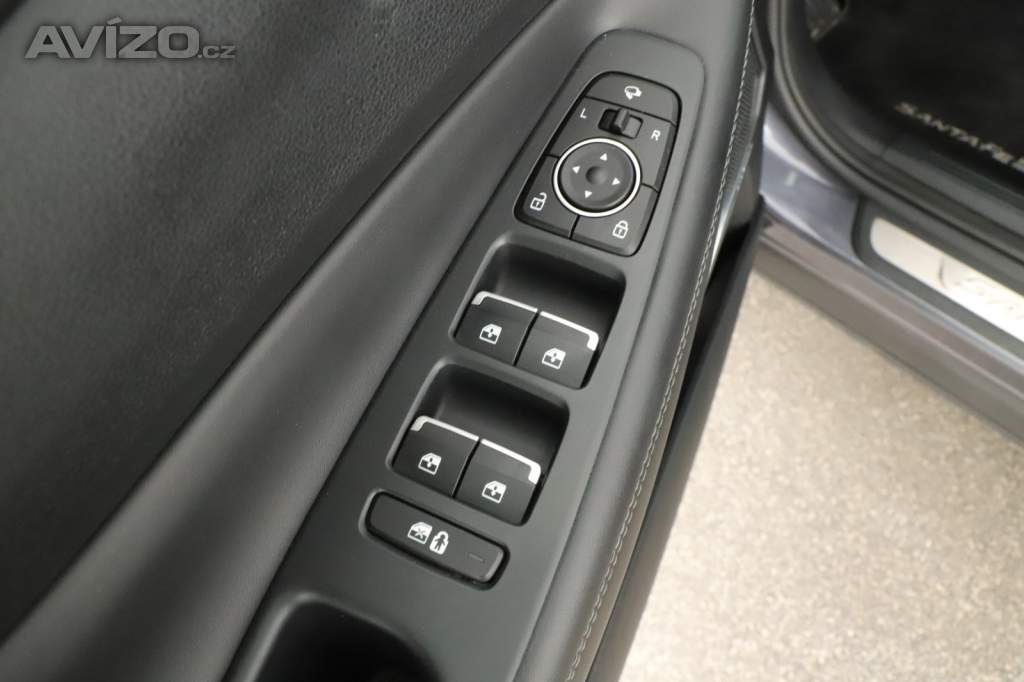 Foto inzerátu Hyundai Santa Fe 2.2 CRDi